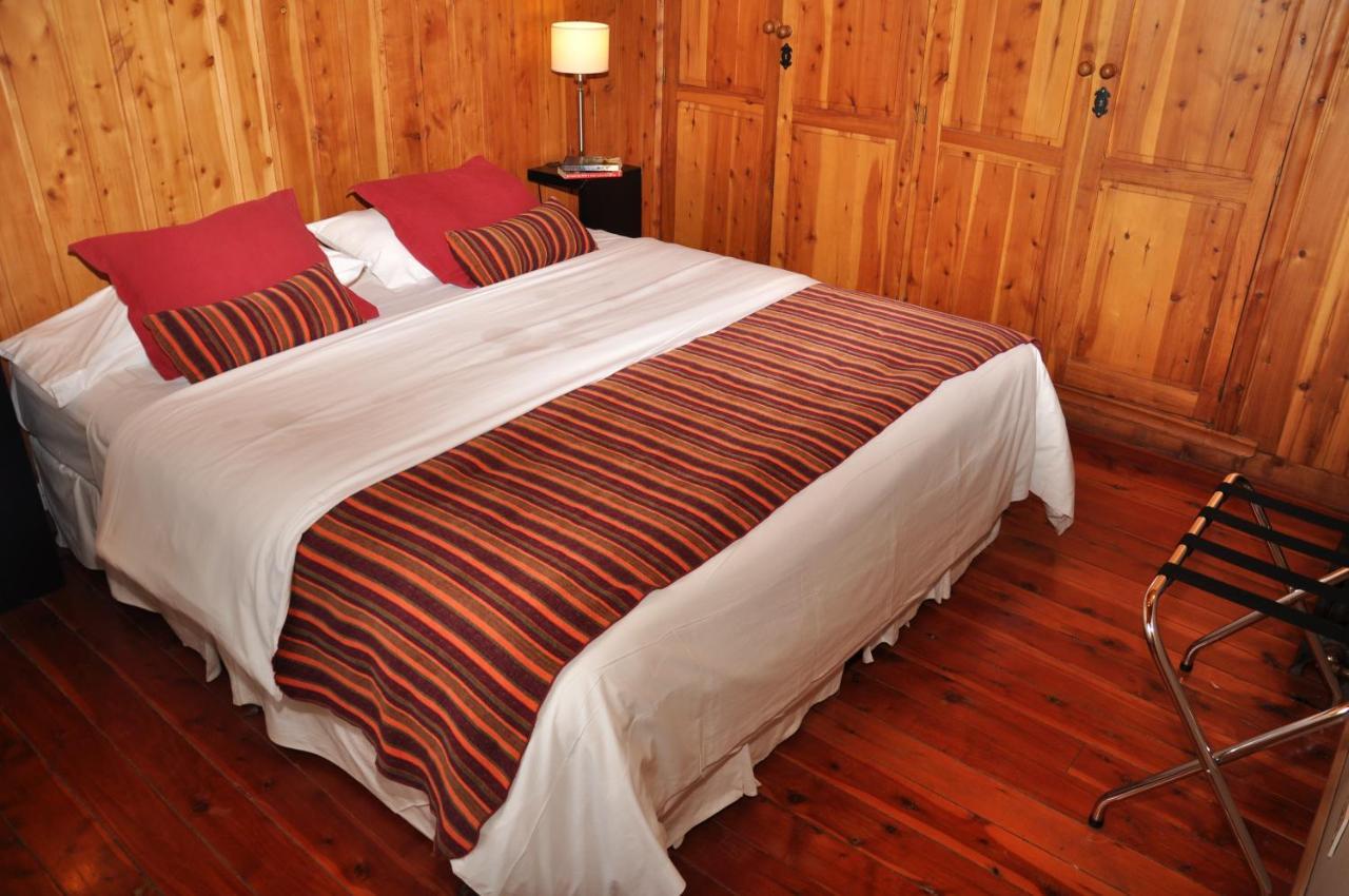 Monasterio Hotel Boutique San Carlos de Bariloche Bagian luar foto