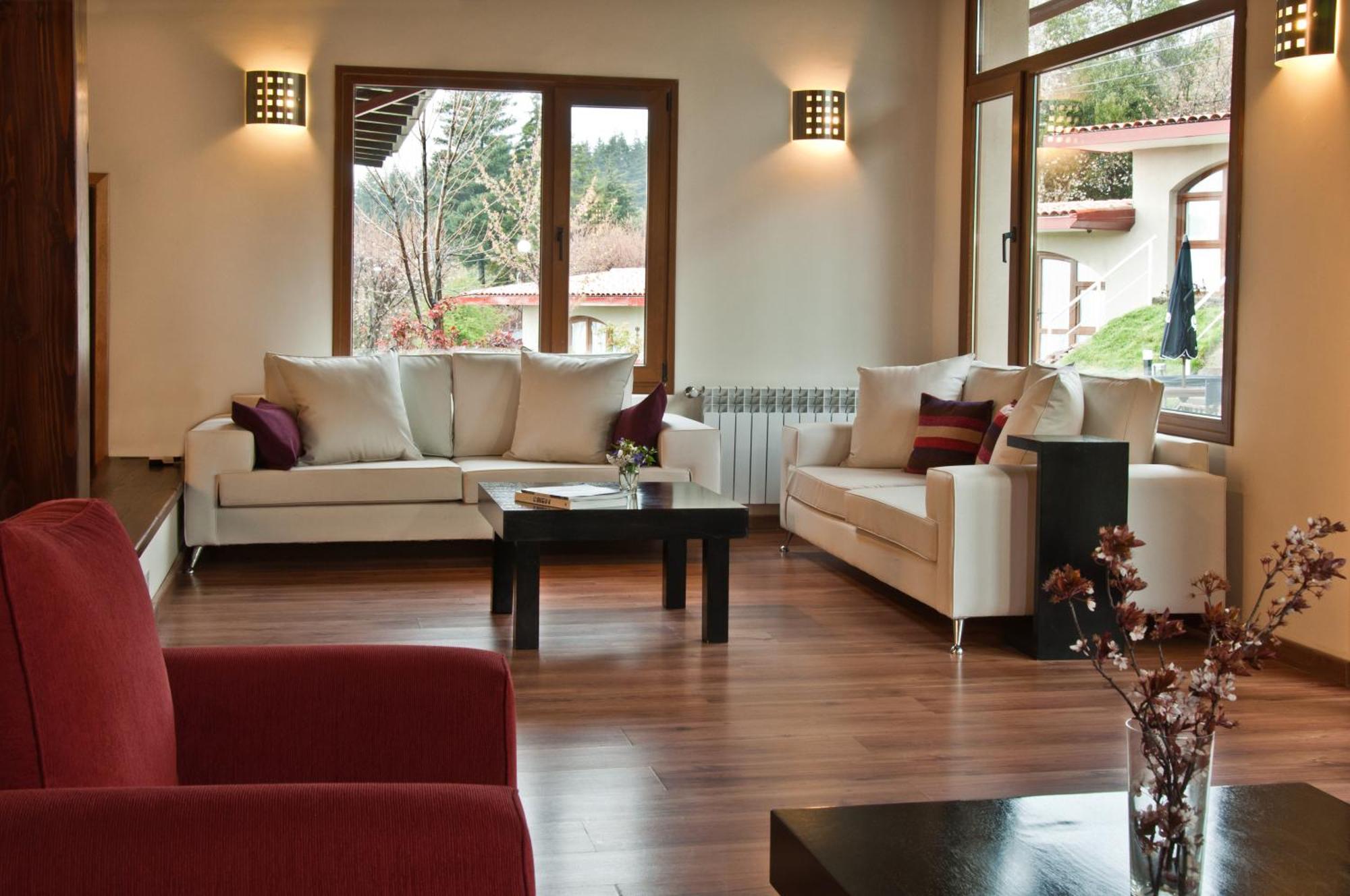 Monasterio Hotel Boutique San Carlos de Bariloche Bagian luar foto